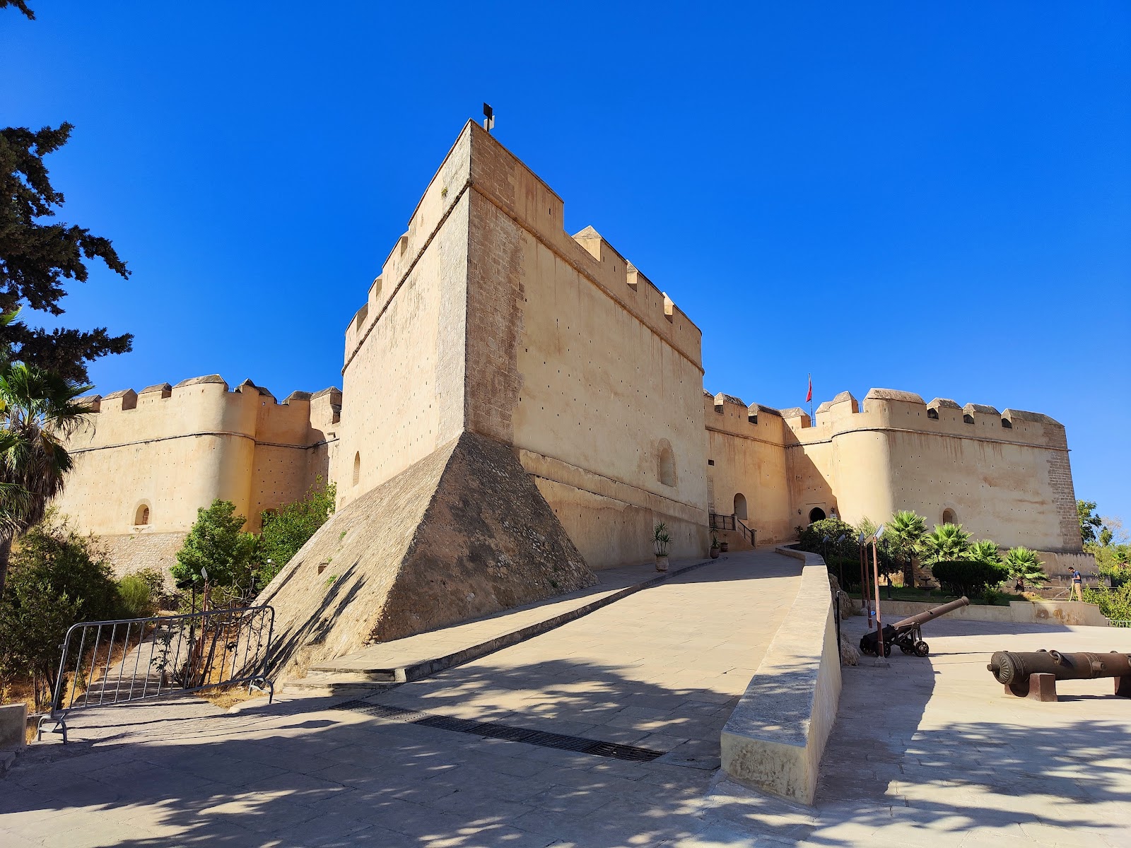 Fès, Marokko: 22 Tipps, was du 2026 sehen und erleben solltest 17 Festung Borj Nord