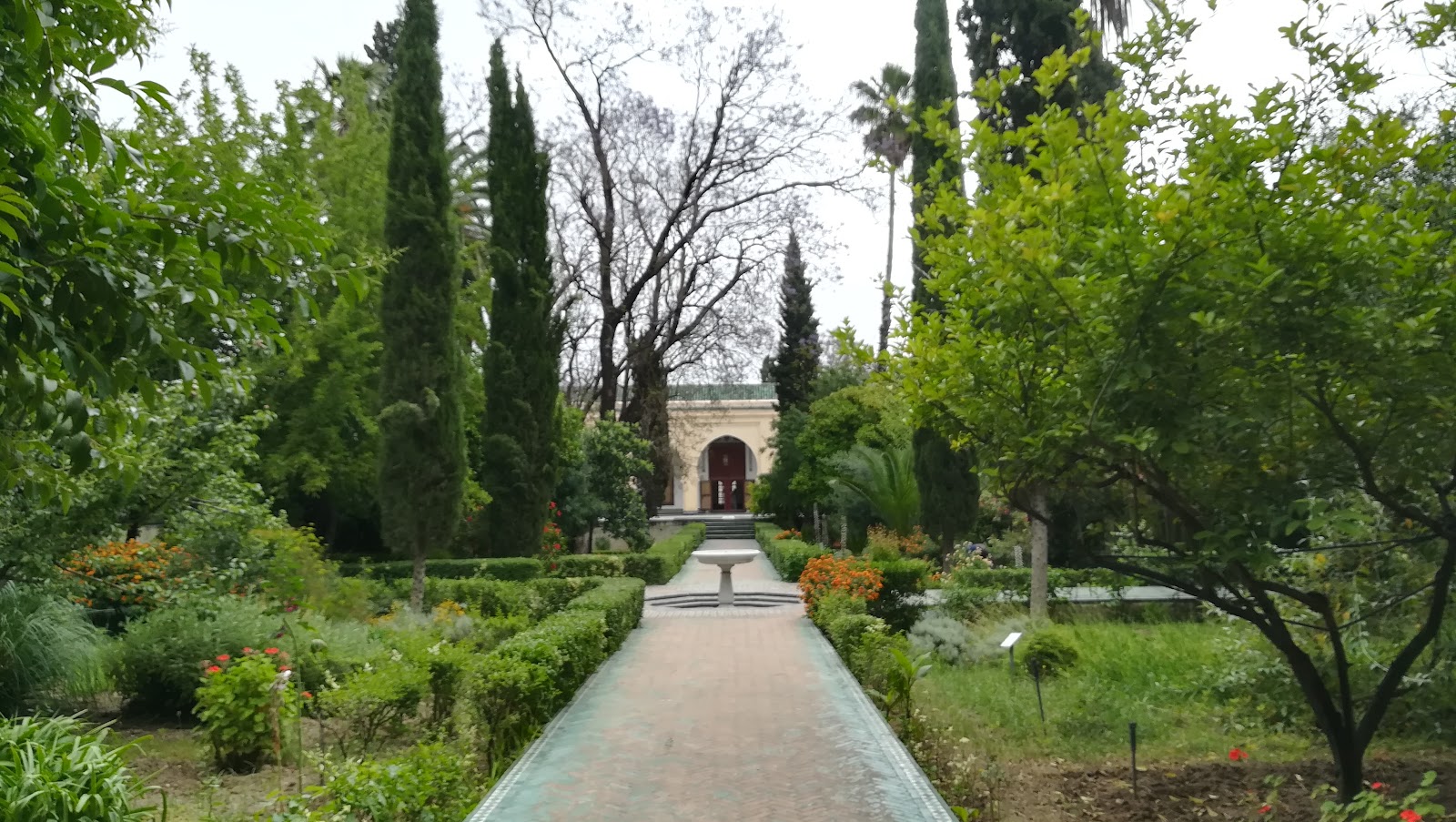 Fès, Marokko: 22 Tipps, was du 2026 sehen und erleben solltest 11 Andalusischer Garten in Dar Batha