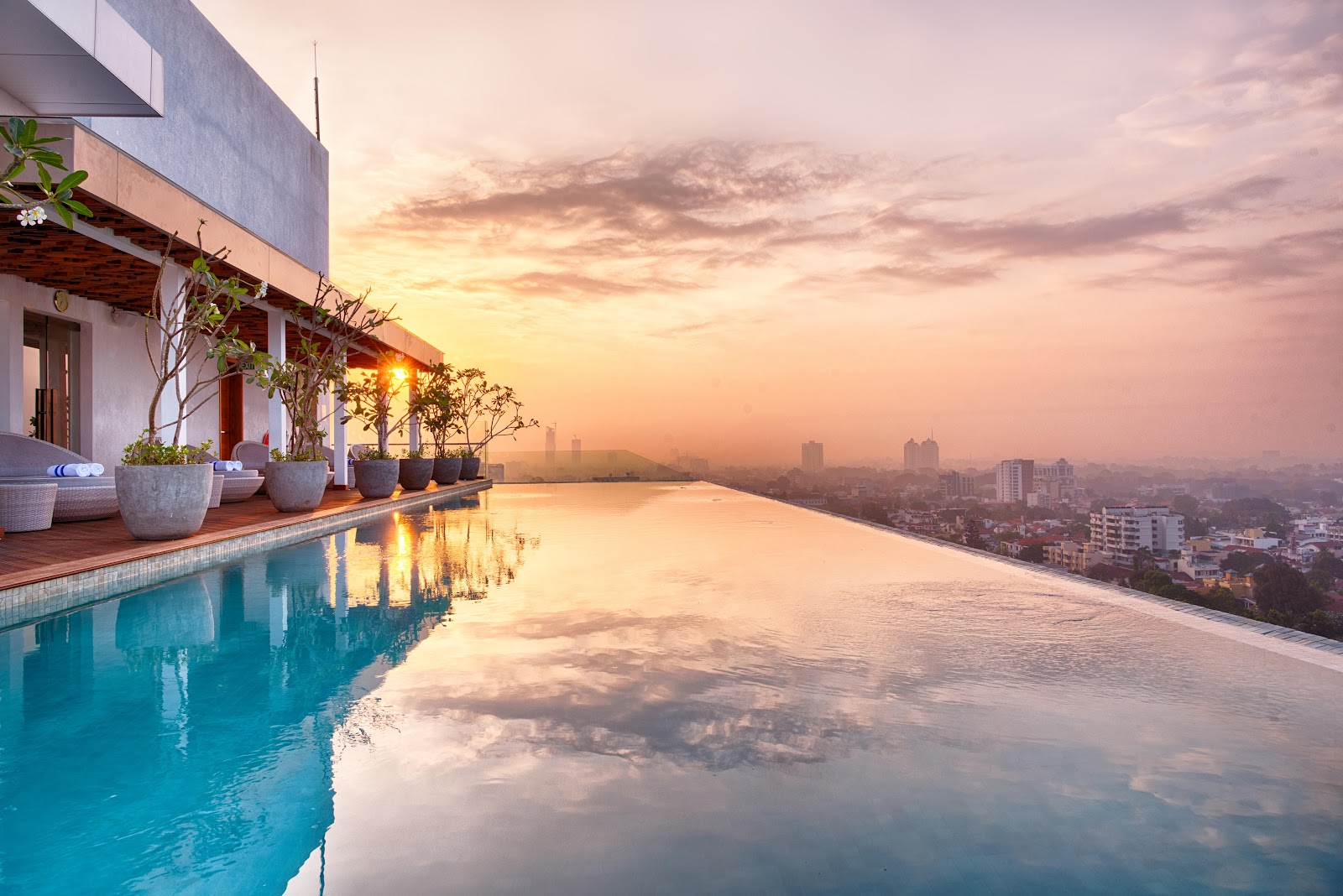 Kolombo Sri Lanka: gdzie nocować? Hotele i dzielnice 2026 18 Hotel Jetwing Colombo Seven