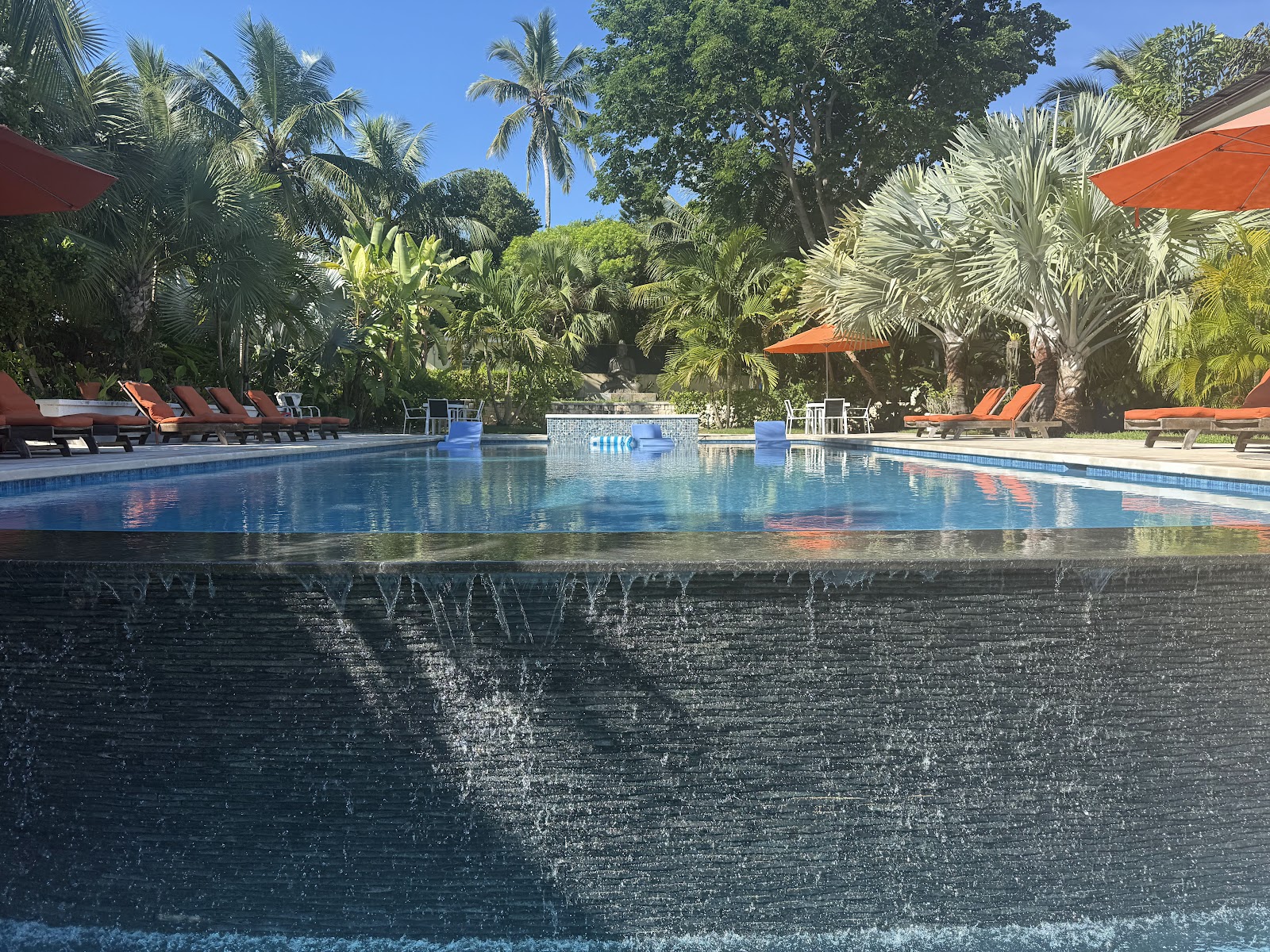 Nassau Bahamy: gdzie nocować? 18 hoteli i resortów 20 Hotel Silk Cotton Villas