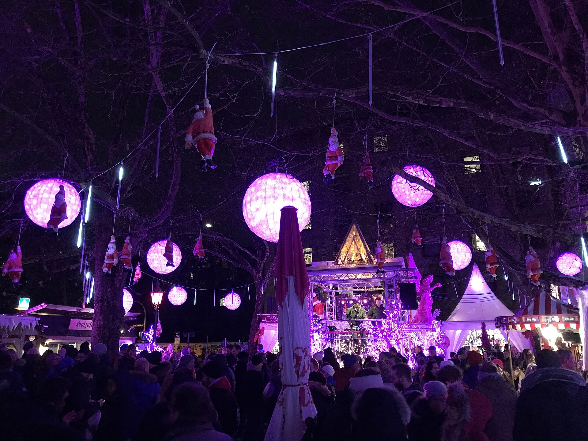 Mercados de Navidad de Múnich 2026: fechas, mercados y P+R 12 Pink Christmas en Stephansplatz en Múnich