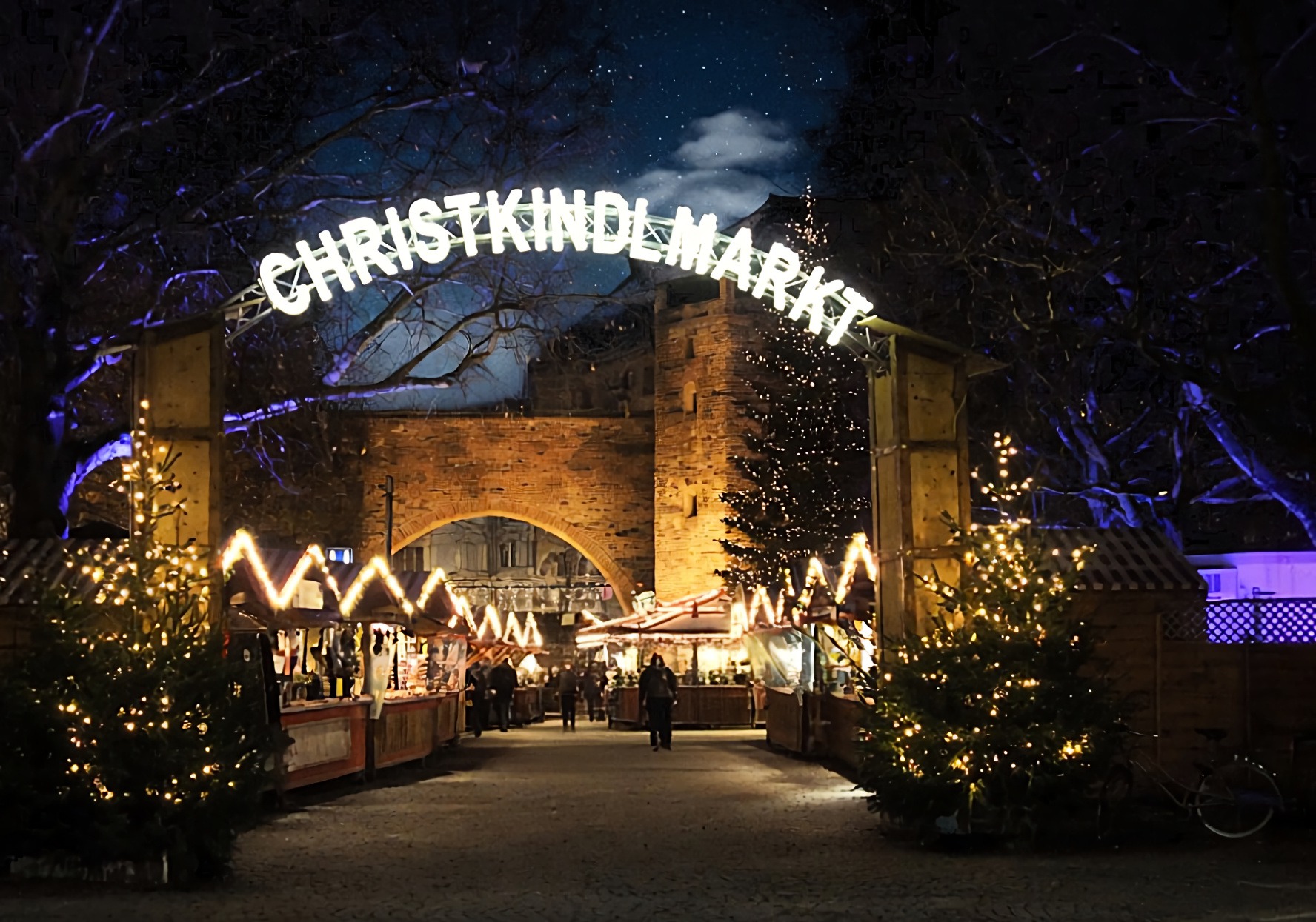 Mercados de Navidad de Múnich 2026: fechas, mercados y P+R 11 Christkindlmarkt en Sendlinger Tor por la noche