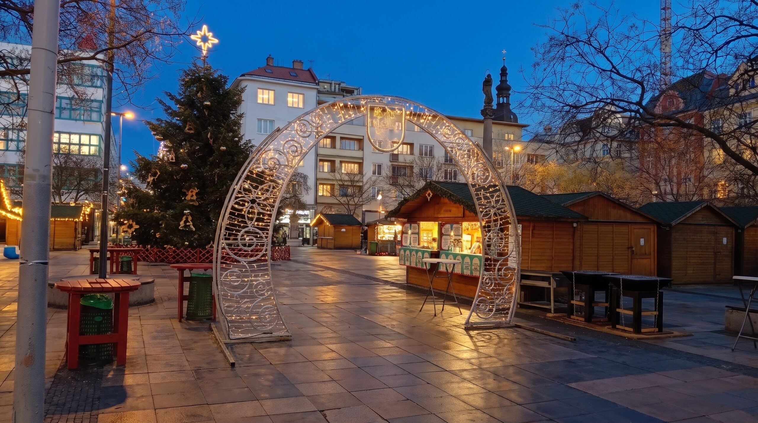 Weihnachtsmärkte in Mähren 2026: 13 schönste Orte 4 Weihnachtsstände in Ostrava